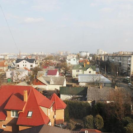 Квартира Студія В Центрі Міста Apartment Lutsk Exterior photo